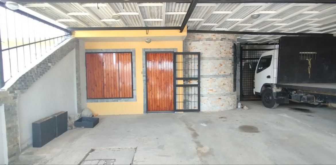 CASA EN VENTA EN BARCELONA – EL CORTIJO DE ORIENTE