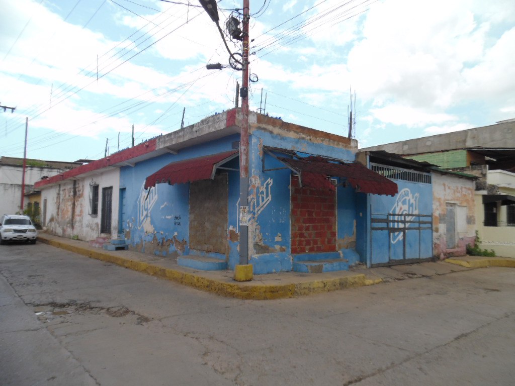 CASA COMERCIAL EN VENTA EN BARCELONA