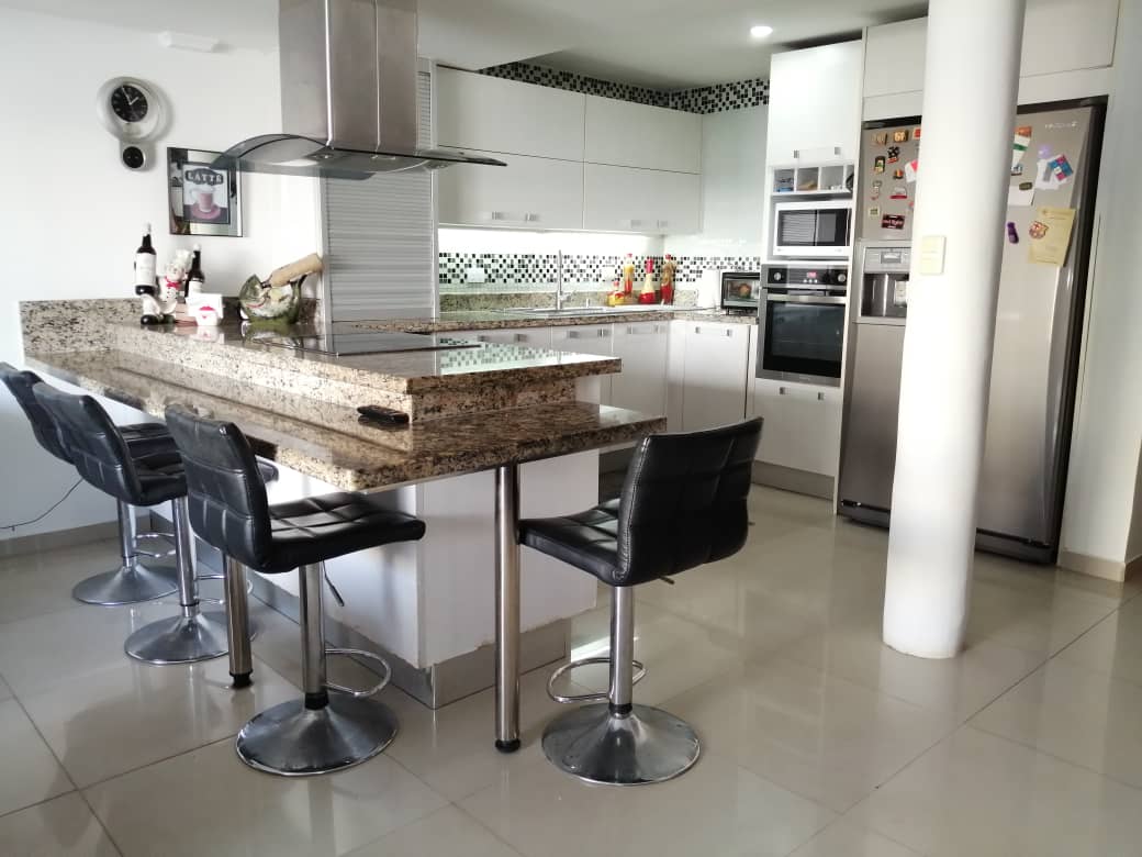 CASA EN VENTA EN LECHERÍA CASAS BOTES C – COMPLEJO TURÍSTICO EL MORRO