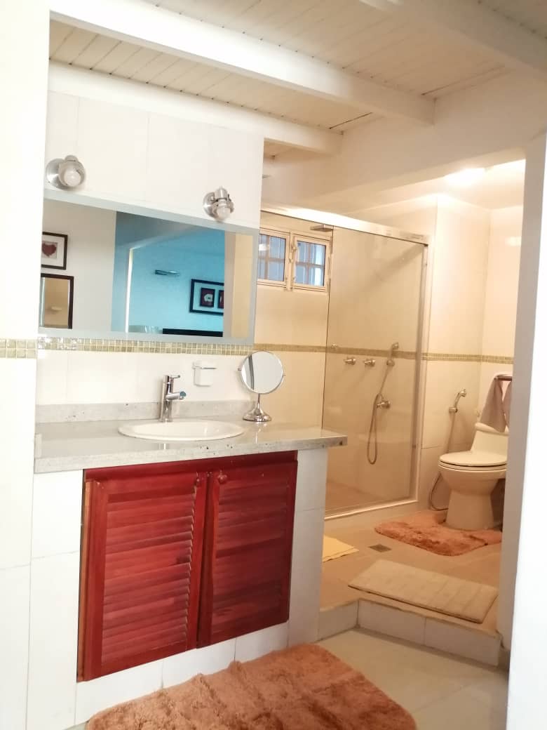 CASA EN VENTA EN LECHERÍA CASAS BOTES C – COMPLEJO TURÍSTICO EL MORRO