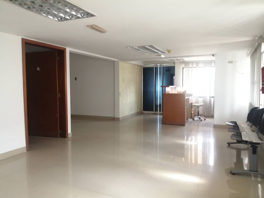 CLÍNICA QUIRÚRGICA EN VENTA NUEVA BARCELONA