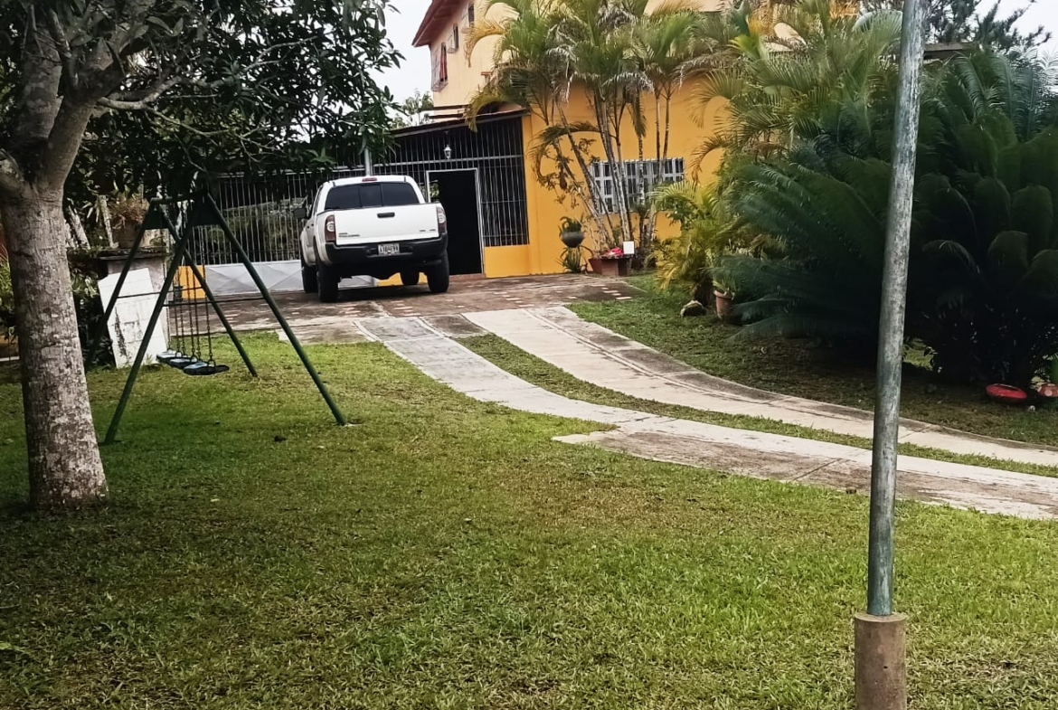 CASA EN VENTA EN LOS ALTOS DE SANTA FE, SUCRE