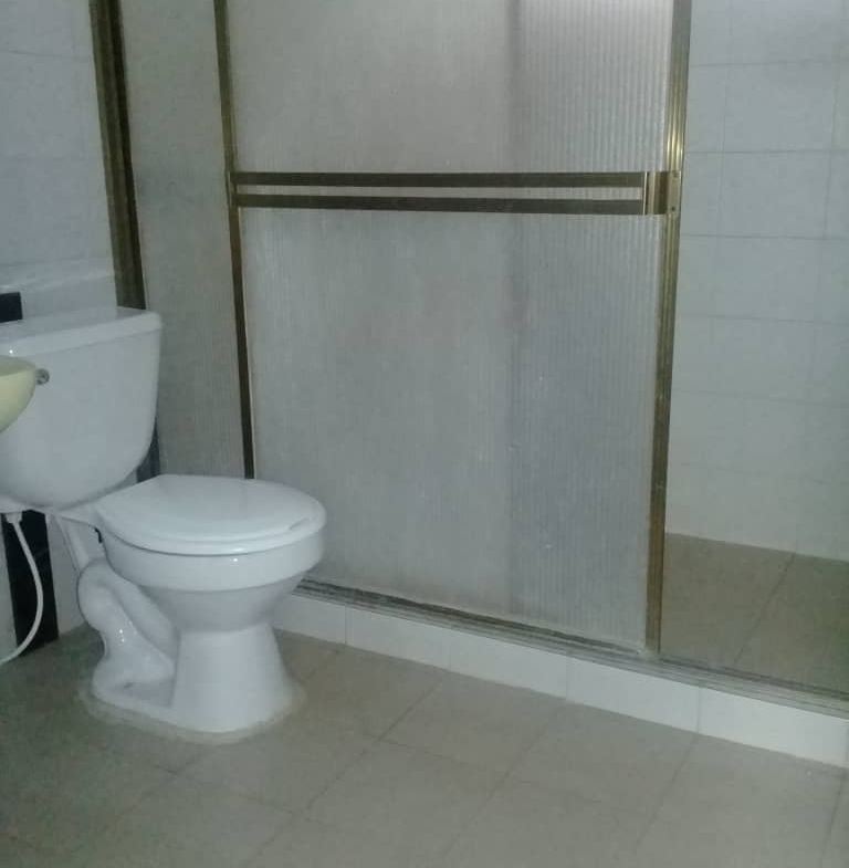 CASA EN VENTA EN PUERTO LA CRUZ SECTOR LATINIA