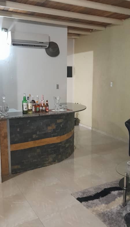 EDIFICIO COMERCIAL EN VENTA EN BARRIO SUCRE BARCELONA