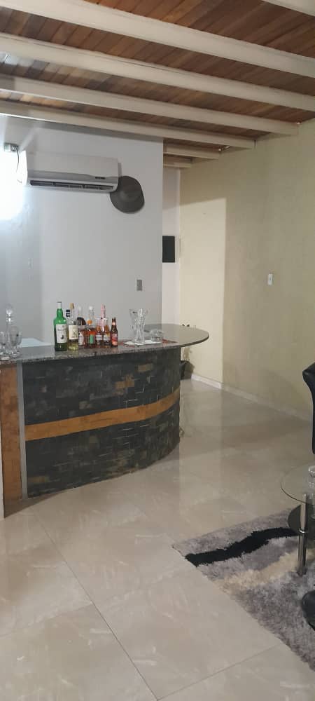 EDIFICIO COMERCIAL EN VENTA EN BARRIO SUCRE BARCELONA