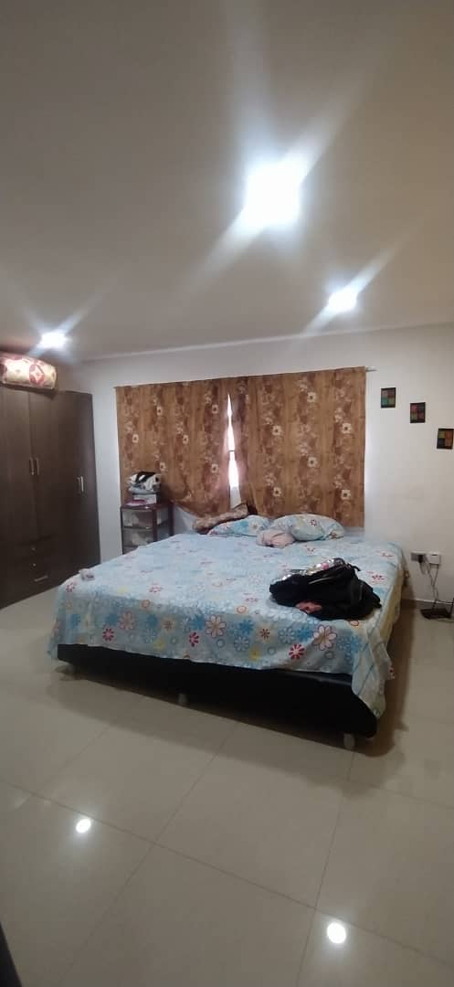 EDIFICIO COMERCIAL EN VENTA EN BARRIO SUCRE BARCELONA