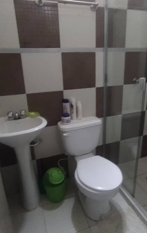 EDIFICIO COMERCIAL EN VENTA EN BARRIO SUCRE BARCELONA