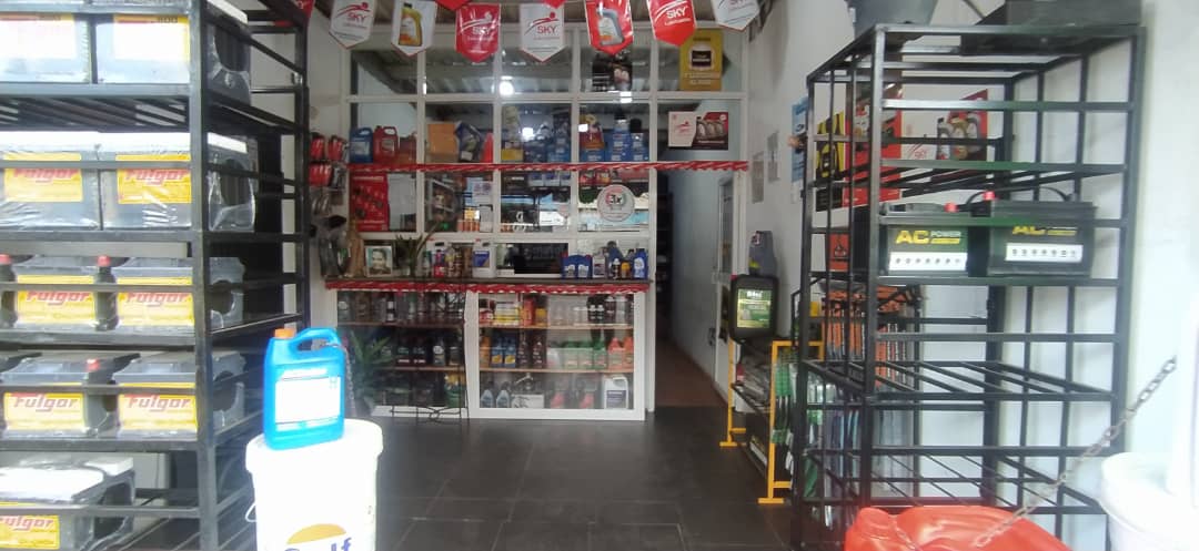 EDIFICIO COMERCIAL EN VENTA EN BARRIO SUCRE BARCELONA