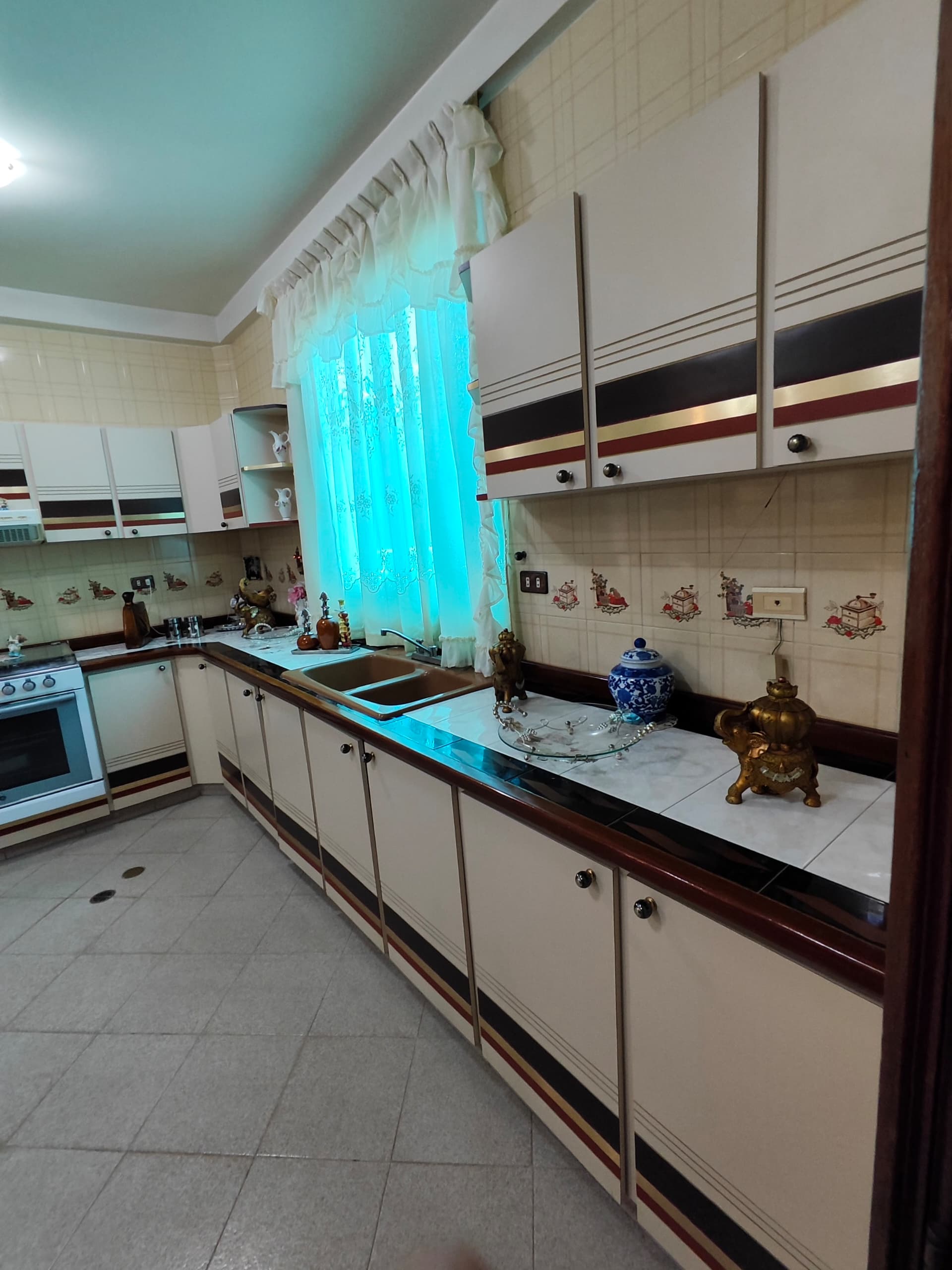 VENTA, CASA EN LAS VILLAS, LECHERÍA