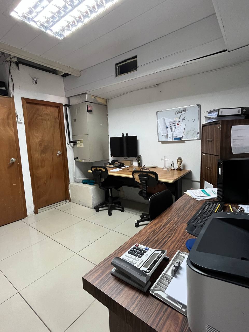 LOCAL COMERCIAL EN LA CALLE BOLÍVAR DE PUERTO LA CRUZ