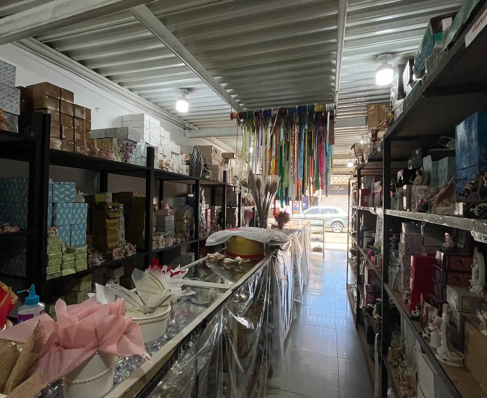 LOCAL COMERCIAL EN LA CALLE BOLÍVAR DE PUERTO LA CRUZ