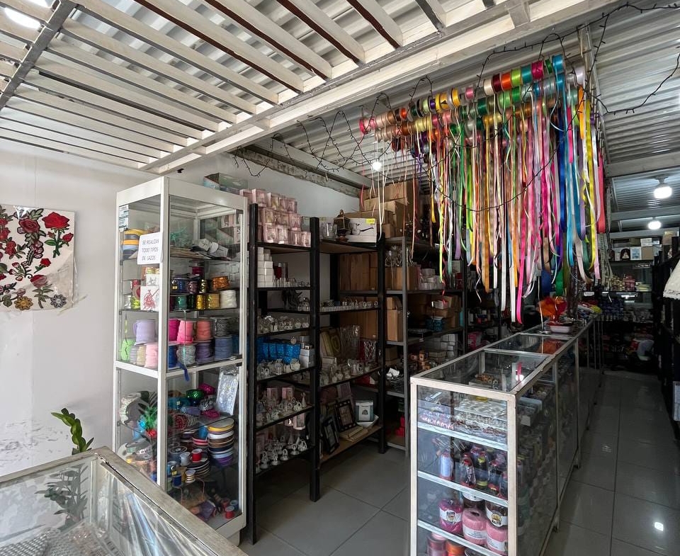 LOCAL COMERCIAL EN LA CALLE BOLÍVAR DE PUERTO LA CRUZ