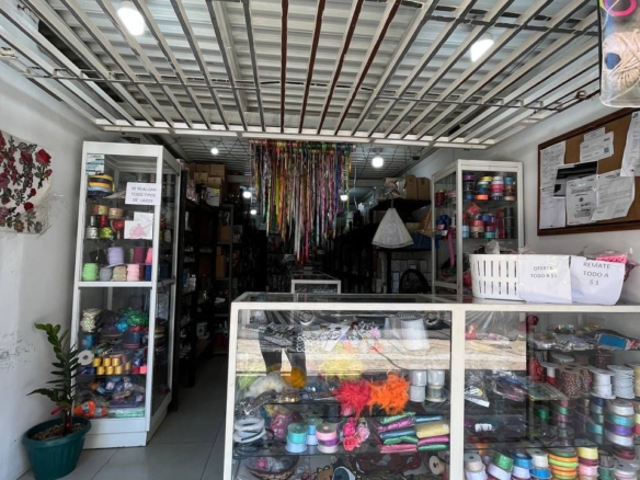 LOCAL COMERCIAL EN LA CALLE BOLÍVAR DE PUERTO LA CRUZ