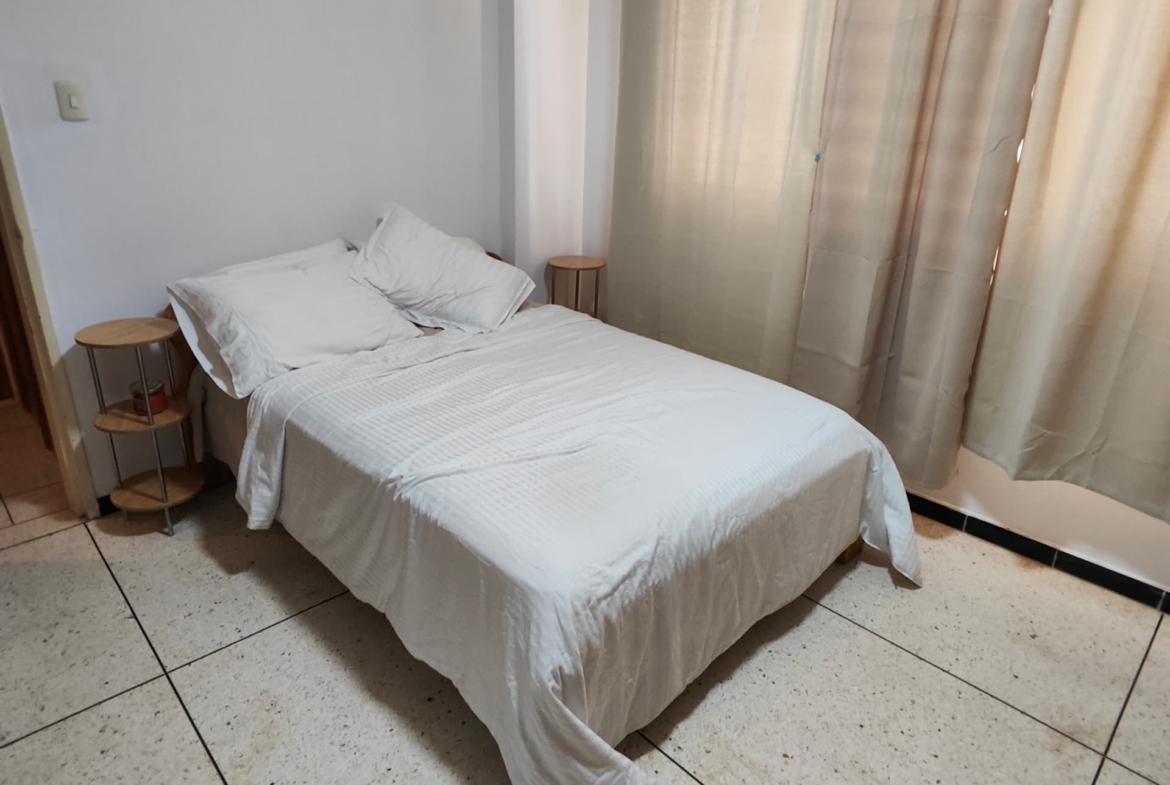 APARTAMENTO EN EL CONJUNTO RESIDENCIAL EMY, SECTOR LATINIA, PUERTO LA CRUZ
