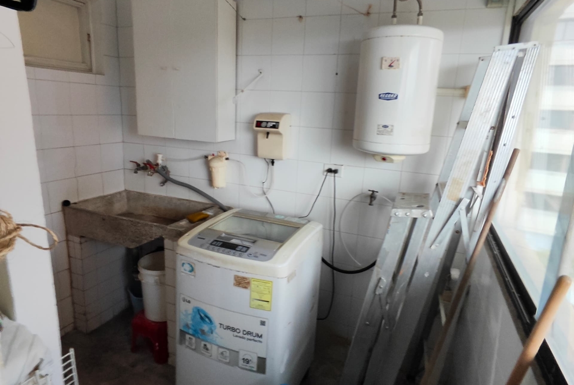 APARTAMENTO EN EL CONJUNTO RESIDENCIAL EMY, SECTOR LATINIA, PUERTO LA CRUZ