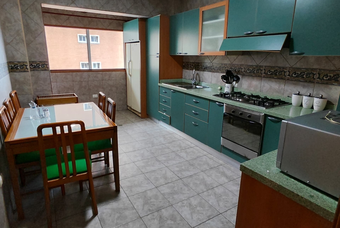 APARTAMENTO EN EL CONJUNTO RESIDENCIAL EMY, SECTOR LATINIA, PUERTO LA CRUZ