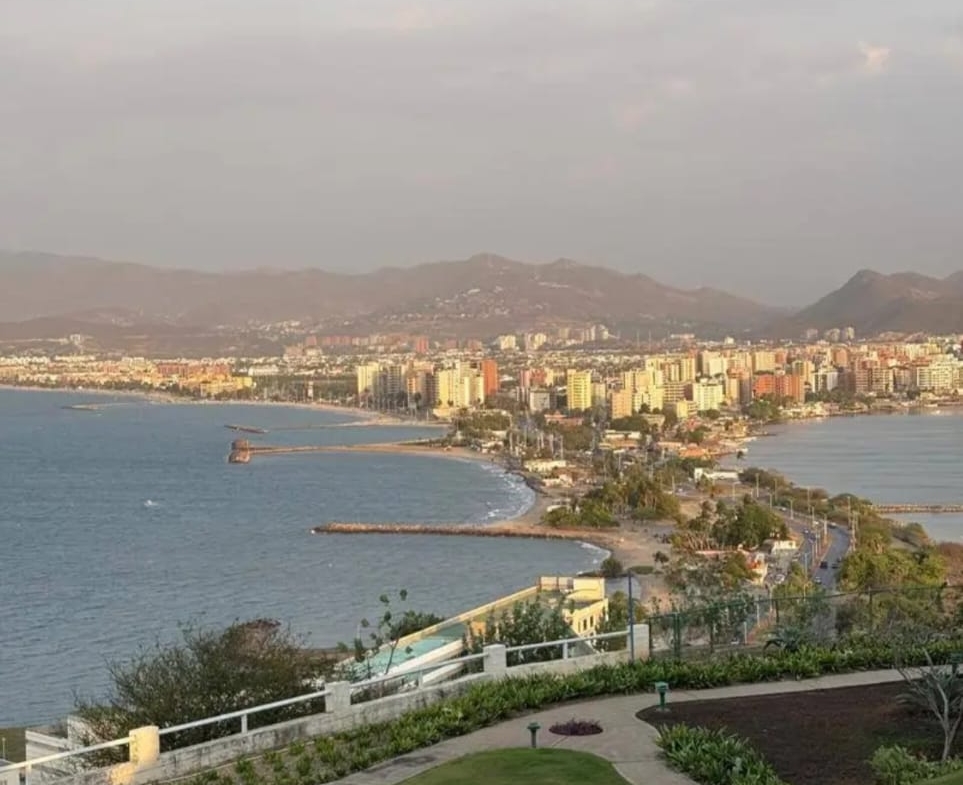 APARTAMENTO CONJUNTO RESIDENCIAL ALBATROS EN LECHERÍA