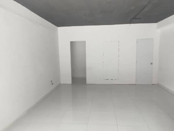 Local comercial Anzoátegui Barcelona