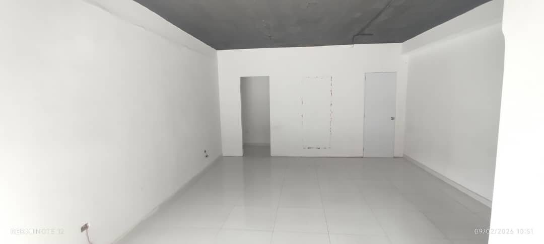 Local comercial Anzoátegui Barcelona