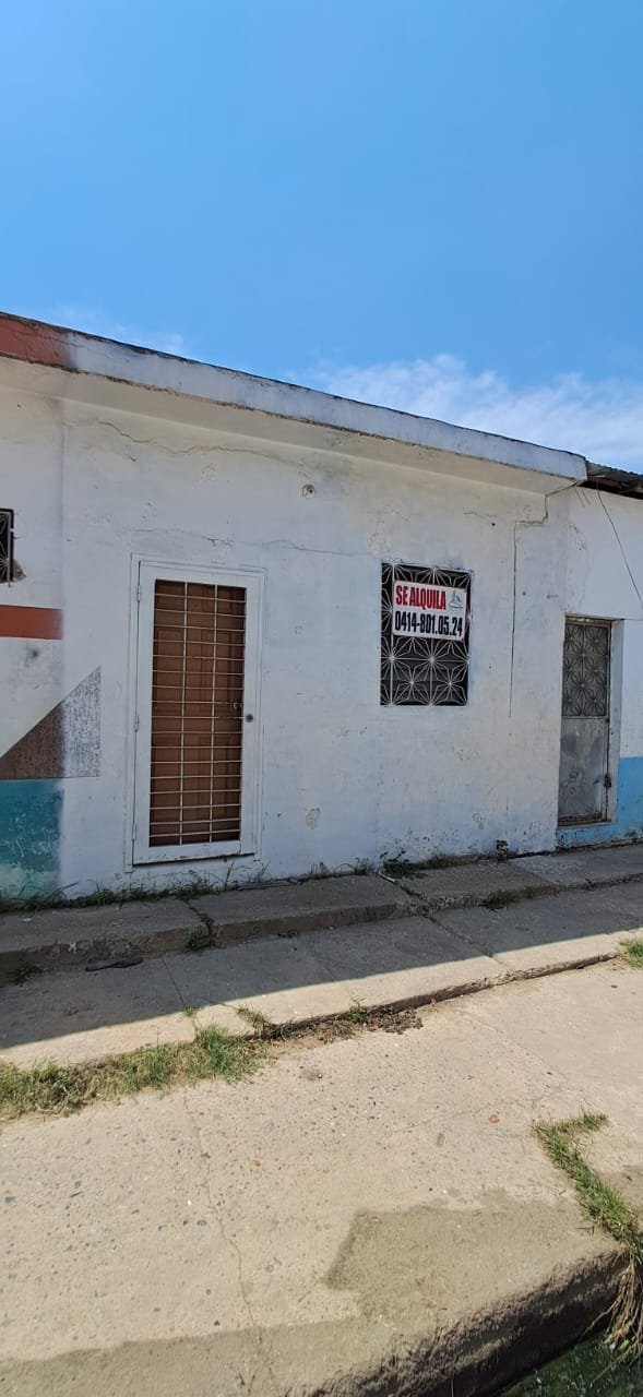 local en alquiler en Puerto La Cruz económico