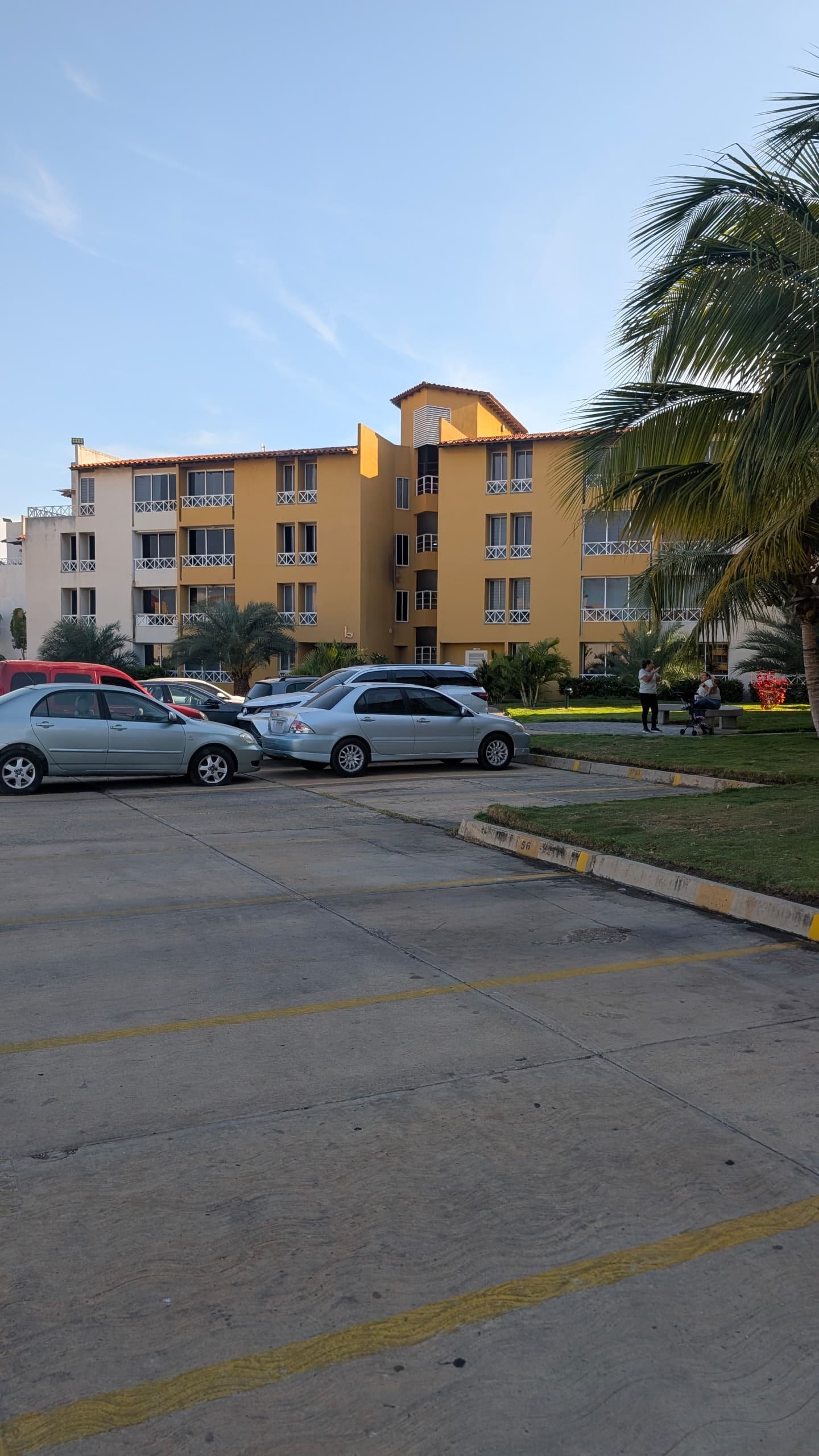 apartamento amoblado Lechería Venezuela